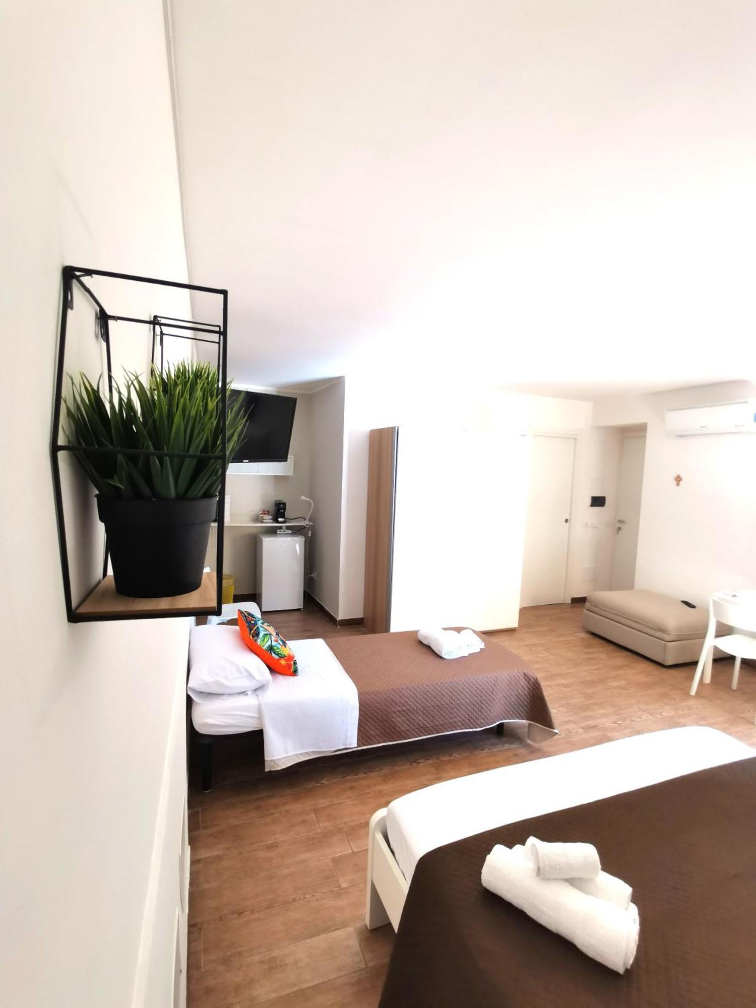 A due passi dal centro Sweet Rooms Agrigente Chambre photo
